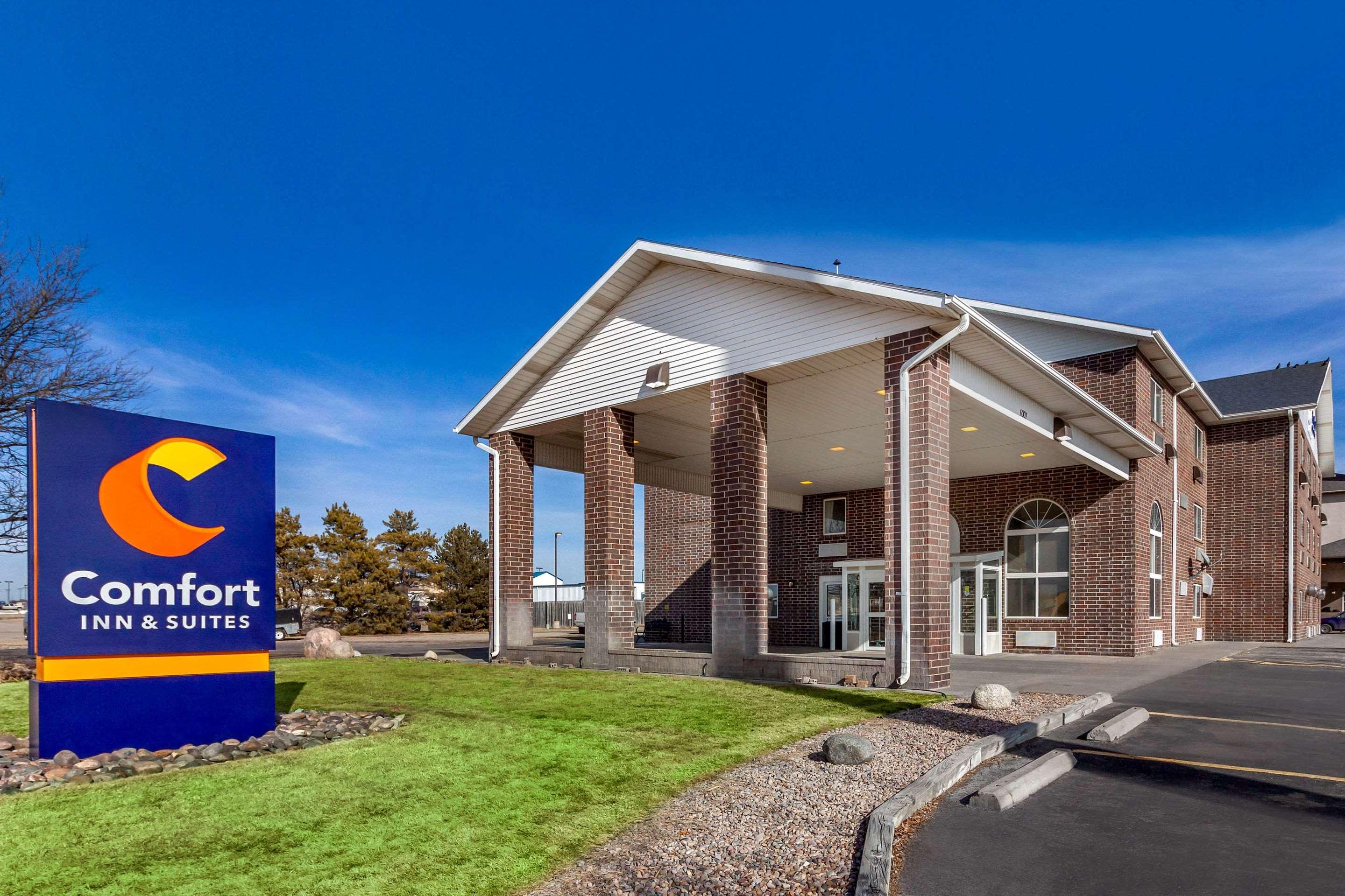 Comfort Inn & Suites Hays I-70 Zewnętrze zdjęcie
