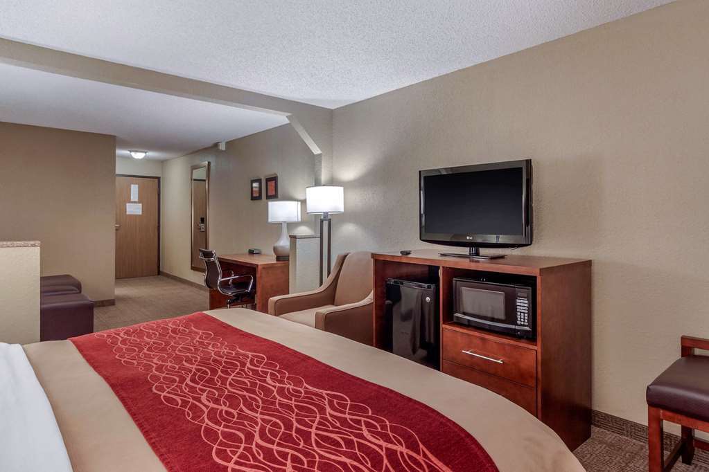 Comfort Inn & Suites Hays I-70 Pokój zdjęcie