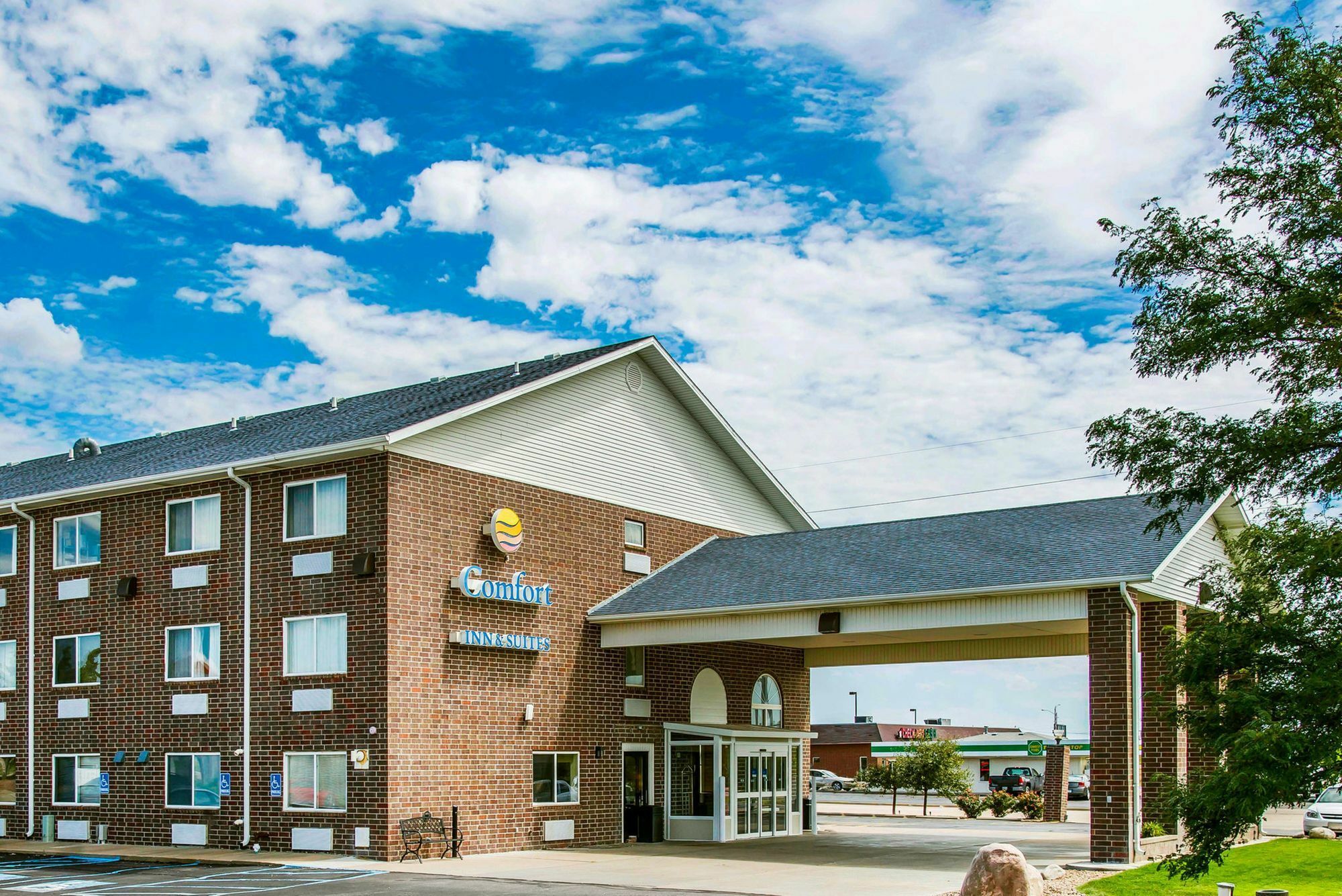 Comfort Inn & Suites Hays I-70 Zewnętrze zdjęcie